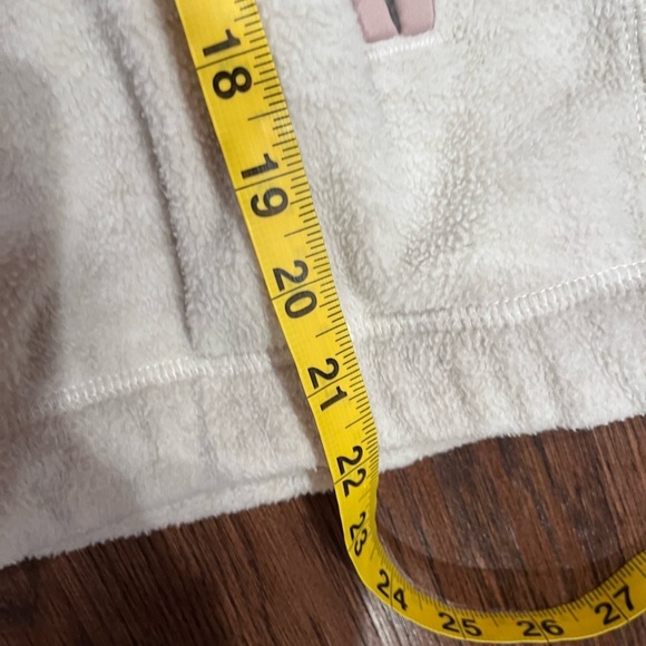 Abercrombie & Fitch Cream & Pink Sherpa Sweater comfy cute winter preppy cozy - Picture 8 of 8